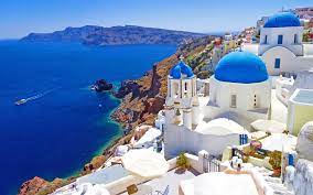 SANTORINI: LA REGINA DELLE CICLADI