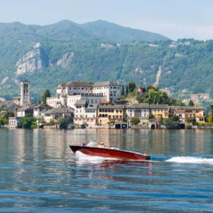 Sulle sponde del Lago D'Orta: dove la bellezza diventa poesia